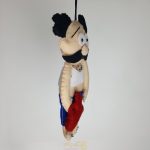 عروسک نمدی نشانگر سرویس بهداشتی