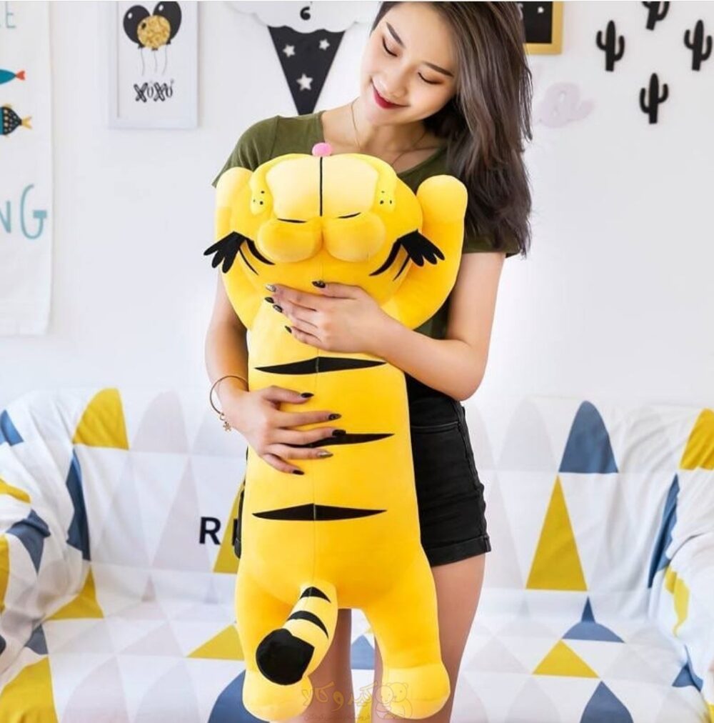 بالش عروسکی گارفیلد