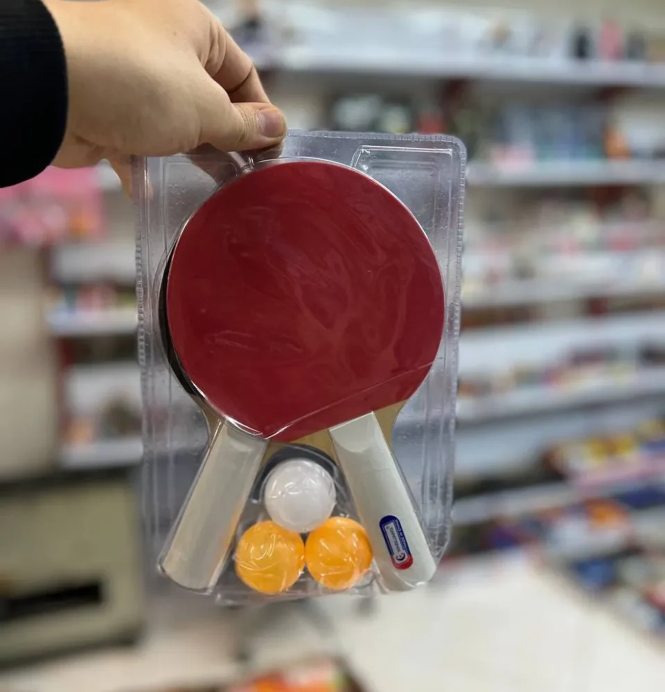 راکت پینگ پنگ با توپ