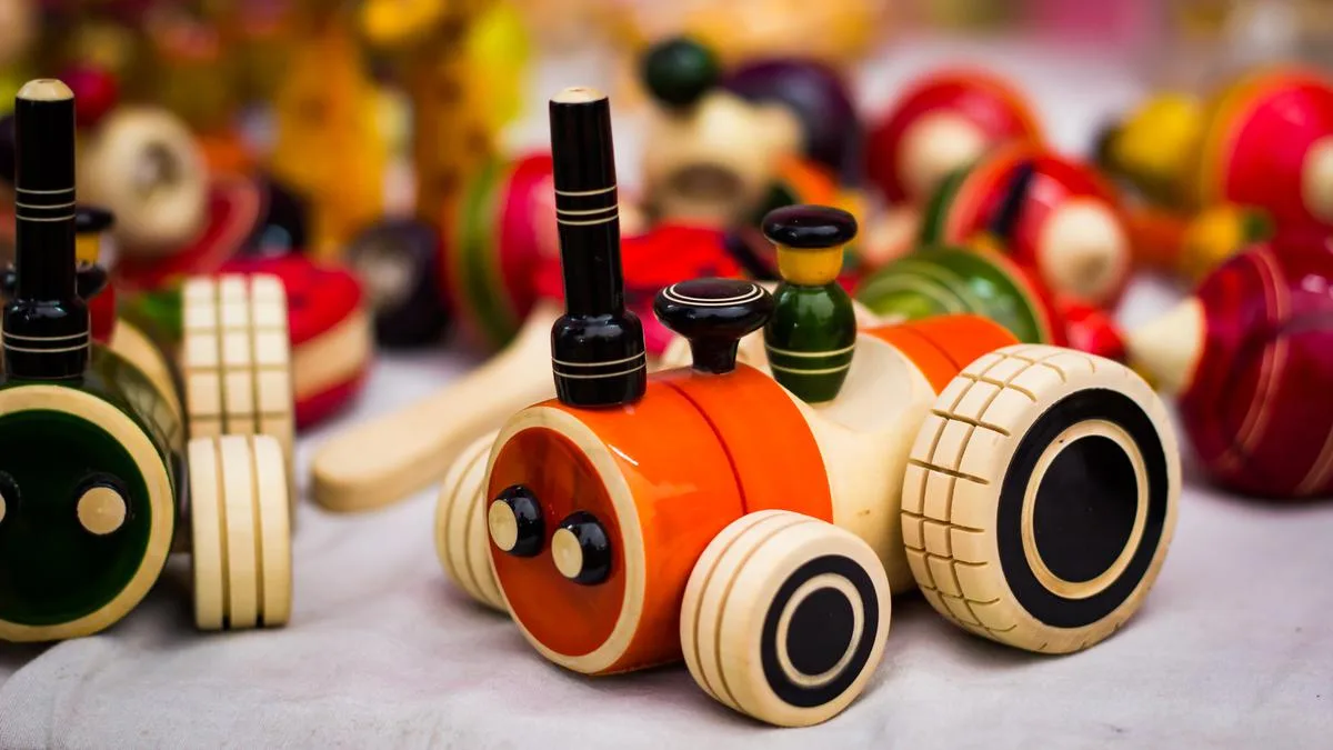 export toys to arab cuntery تعريف بتجار الألعاب والدمى في إيران