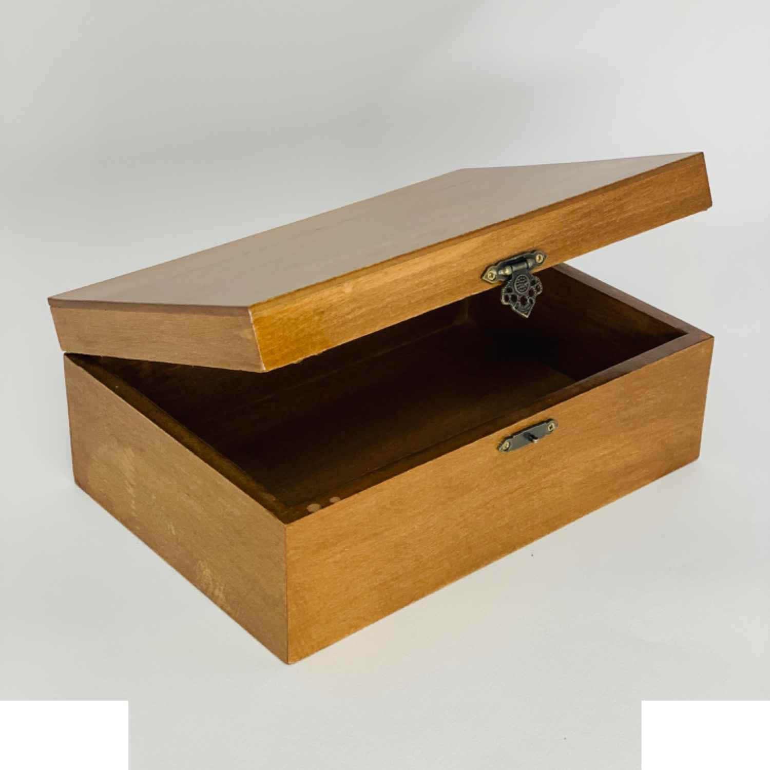 جعبه هدیه چوبی ارژن 167001064 2023 07 13 15 54 23492 58 جعبه هدیه چوبی ارژن